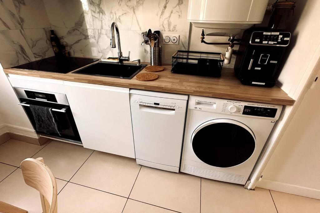 Appartement 3 Chambres + Parking A Lyon 7 Екстер'єр фото